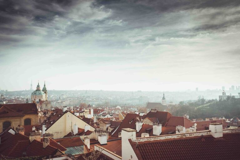 נדל"ן בצ'כיה - תמונת נוף של בתים
